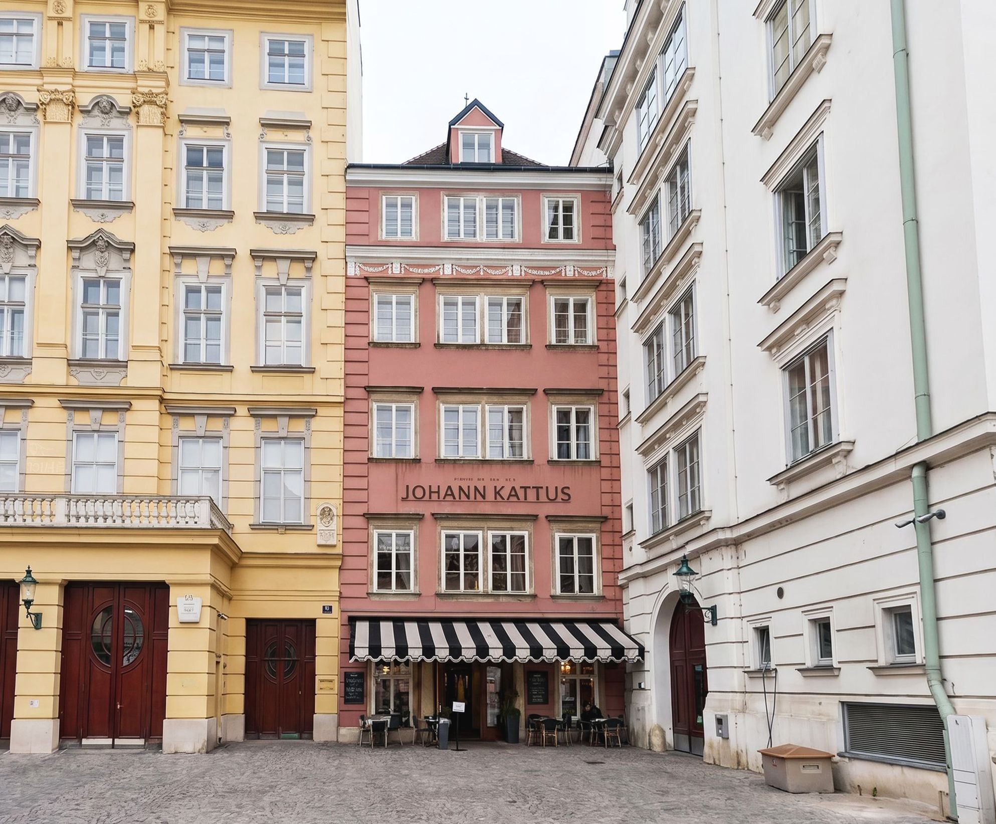 Kattus am Hof 8 - Private Member Club — Gewerbe & Büro, Wien